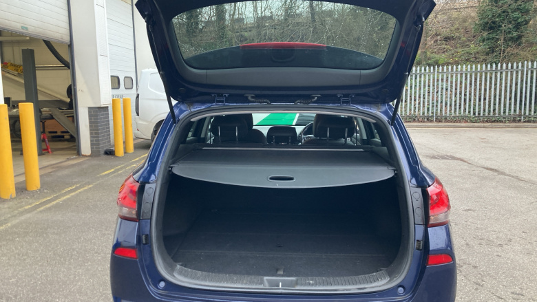 Hyundai i30 1.4T GDI Premium 5dr DCT Petrol Estate